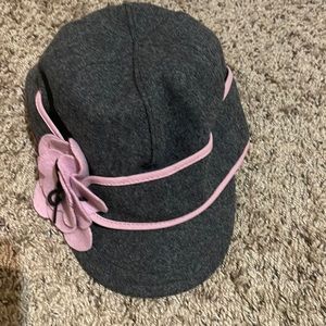 Women’s stormy Kromer winter hat